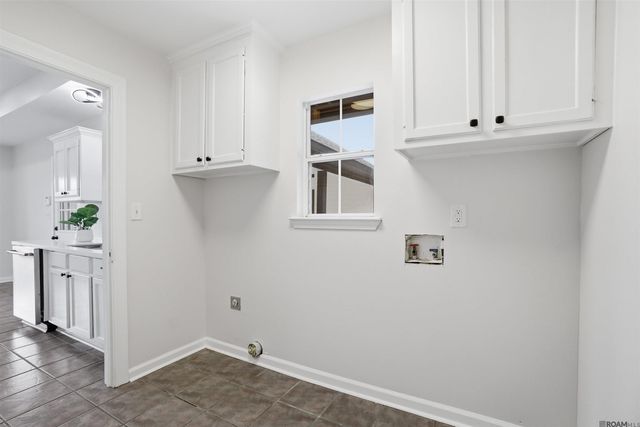 3805 Linstrom Dr, Baton Rouge, LA 70814