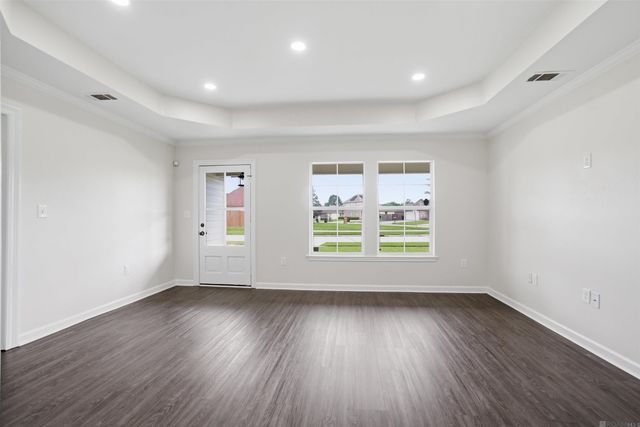 3805 Linstrom Dr, Baton Rouge, LA 70814