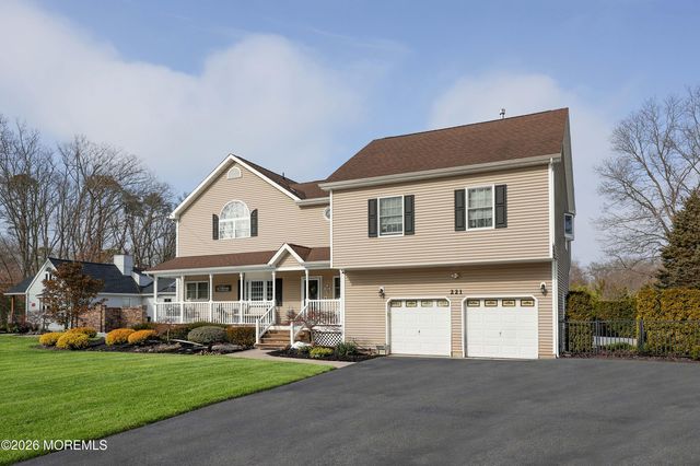 221 Georgia Road, Freehold, NJ 07728