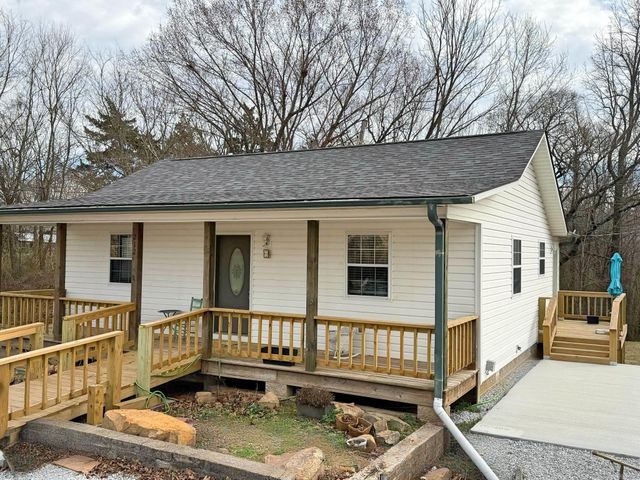 212 Collins St Street, Mountain View, AR 72560