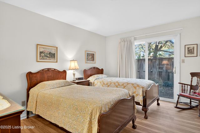 816 Washburn Ave APT 9, Louisville, KY 40222