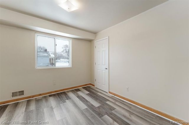 8523 Republic Avenue, Warren, MI 48089