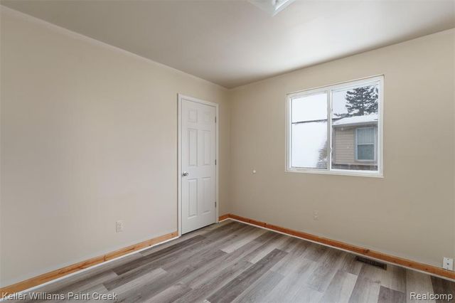 8523 Republic Avenue, Warren, MI 48089