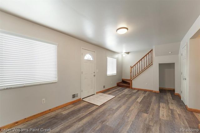 8523 Republic Avenue, Warren, MI 48089