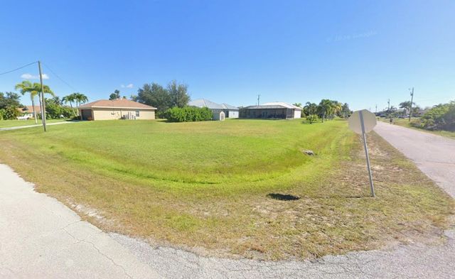 815 NW 28TH PLACE, Cape Coral, FL 33993