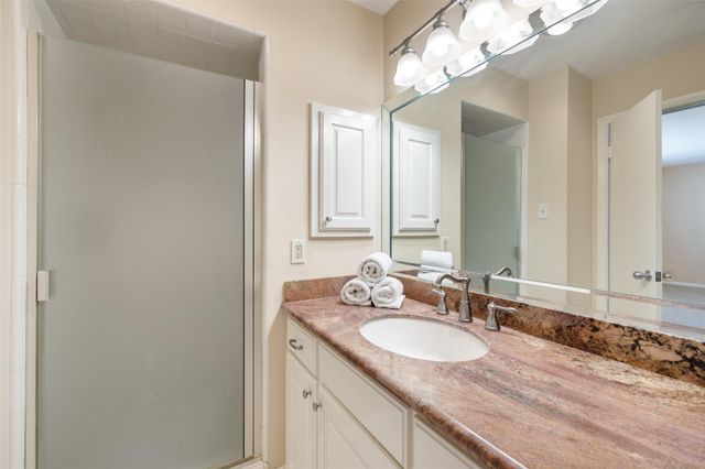5850 Valley Forge Drive 144, Houston, TX 77057