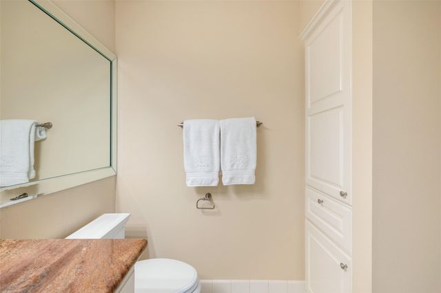5850 Valley Forge Drive 144, Houston, TX 77057