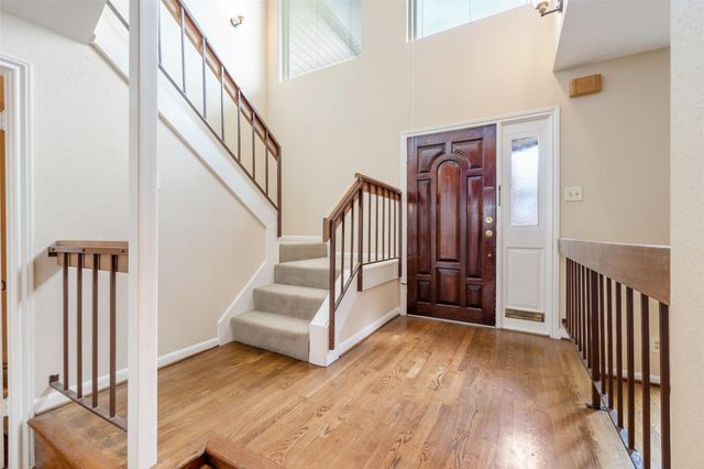 5850 Valley Forge Drive 144, Houston, TX 77057