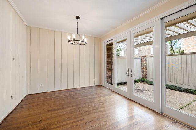 5850 Valley Forge Drive 144, Houston, TX 77057