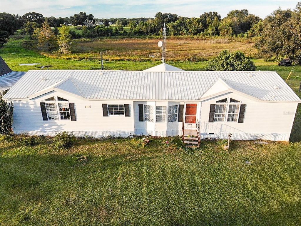 Image 1 of property listing at 16251 SE 161ST COURT, Weirsdale, FL 32195