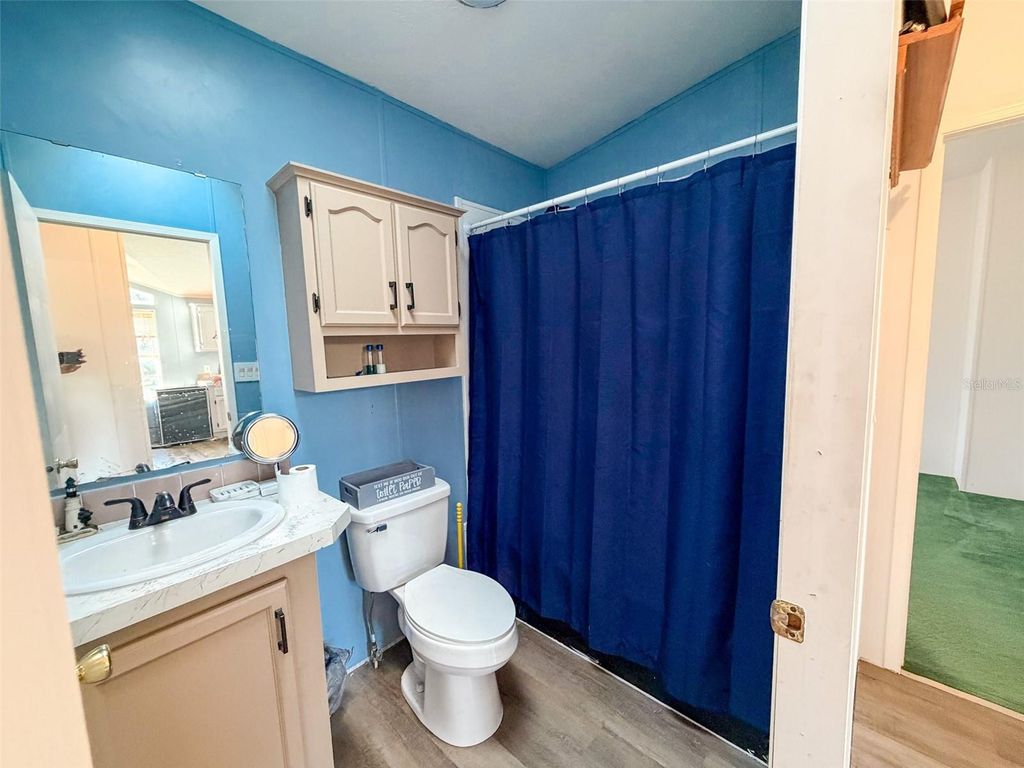 Image 6 of property listing at 16251 SE 161ST COURT, Weirsdale, FL 32195