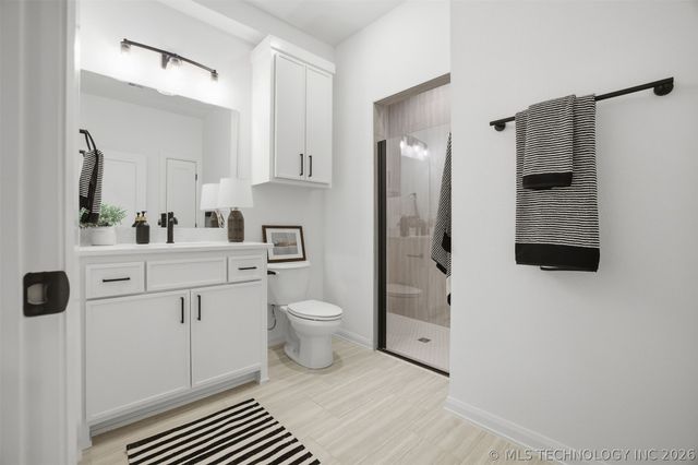 504 E B Street 1104, Jenks, OK 74037