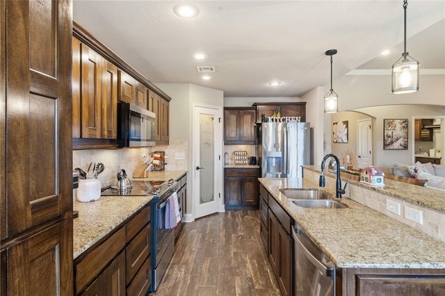 2230 Hunter Drive, Pea Ridge, AR 72751