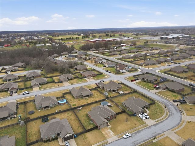 2230 Hunter Drive, Pea Ridge, AR 72751