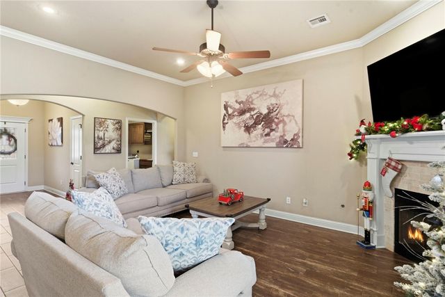 2230 Hunter Drive, Pea Ridge, AR 72751