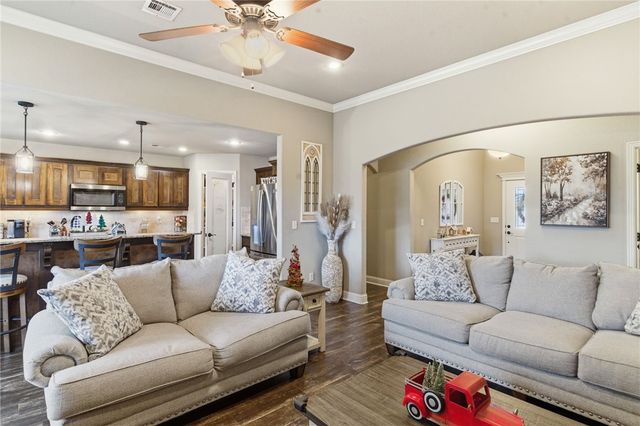 2230 Hunter Drive, Pea Ridge, AR 72751