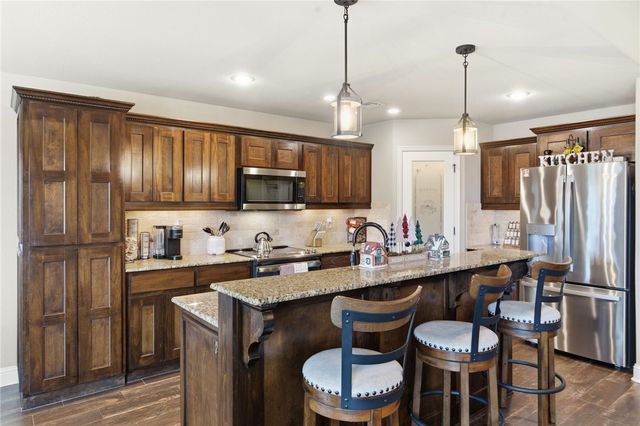 2230 Hunter Drive, Pea Ridge, AR 72751