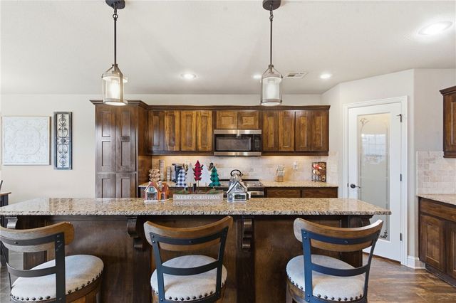 2230 Hunter Drive, Pea Ridge, AR 72751