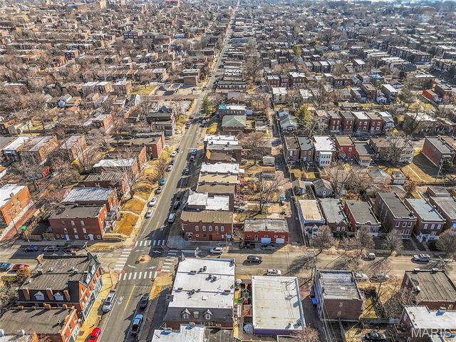 3328 Chippewa Street, St Louis, MO 63118