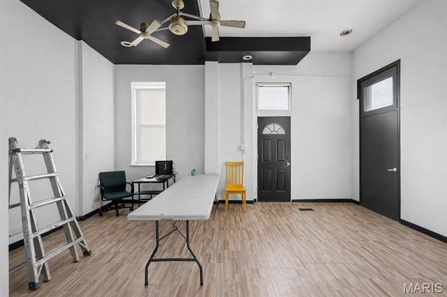 3328 Chippewa Street, St Louis, MO 63118