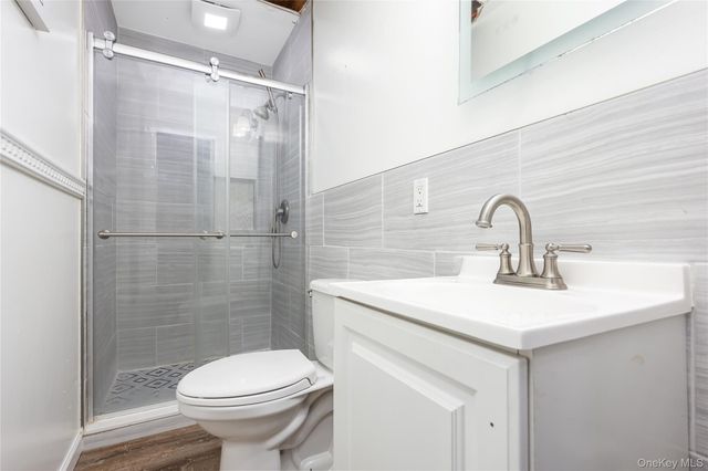 231 Shelter Road, Ronkonkoma, NY 11770