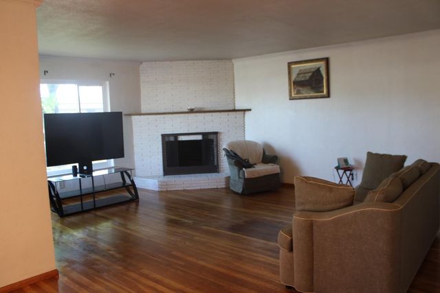 3645 E Cortland Avenue, Fresno, CA 93726