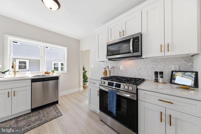 29 PAYSON AVE, Audubon, NJ 08106