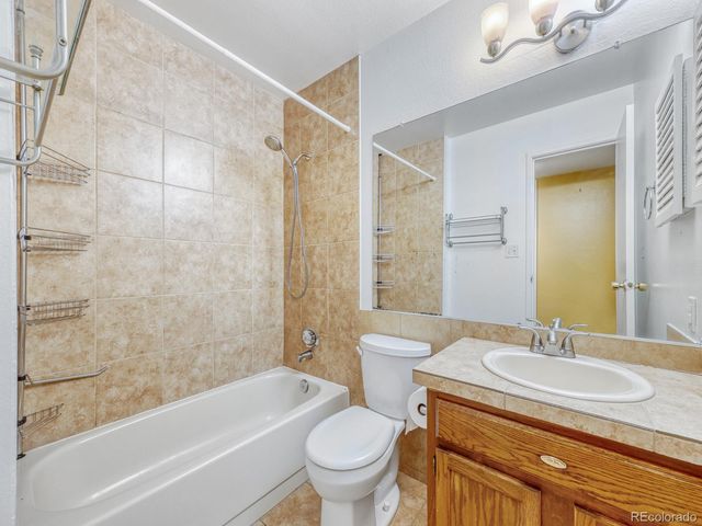 4400 S Quebec Street 204M, Denver, CO 80237