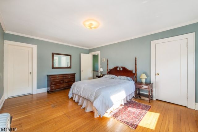 579 Parker St, Newark City, NJ 07104