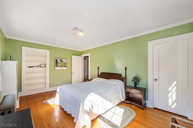 579 Parker St, Newark City, NJ 07104