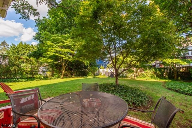 579 Parker St, Newark City, NJ 07104