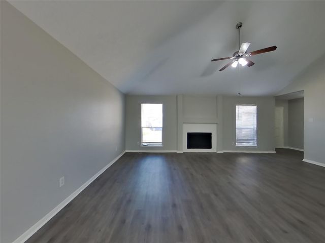 7102 Tara Blue Ridge Drive, Richmond, TX 77469