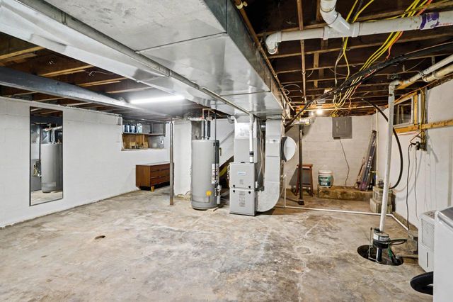 5290 E Broadway Road, Union Twp, MI 48858