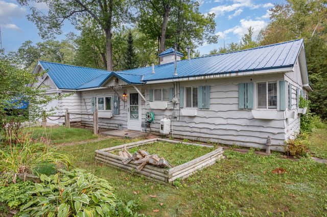 111 Short Avenue, Roscommon, MI 48653