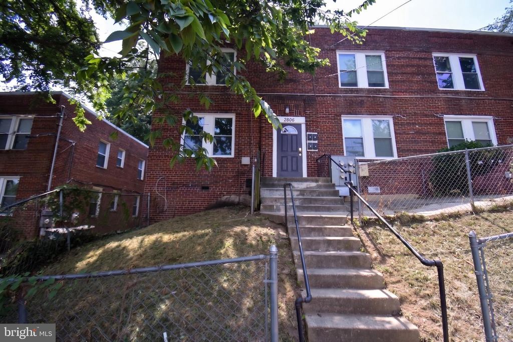 2806 POMEROY RD SE, Washington, DC 20020