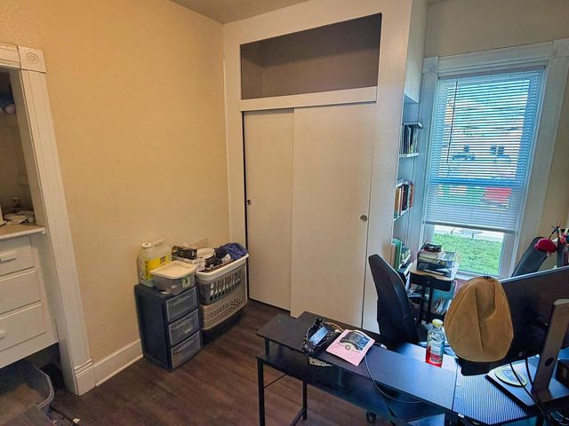 818 Milwaukee AVENUE, South Milwaukee, WI 53172