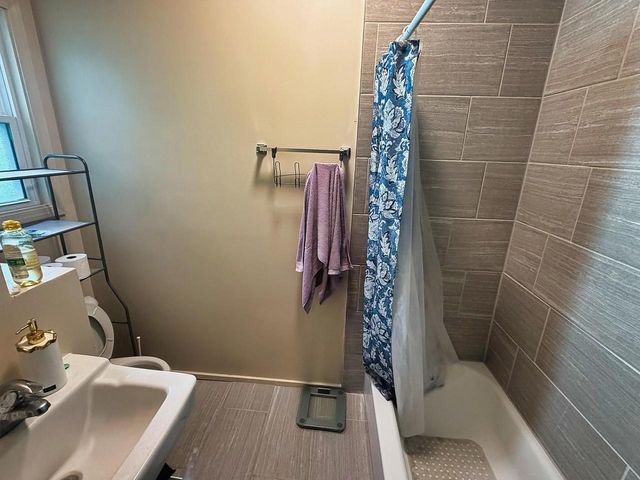 818 Milwaukee AVENUE, South Milwaukee, WI 53172