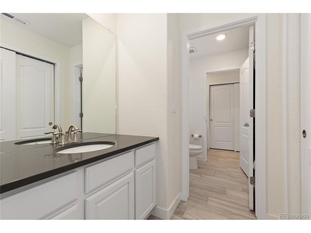 9720 Taylor River Cir, Littleton, CO 80125