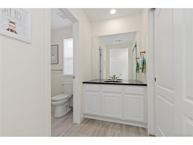 9720 Taylor River Cir, Littleton, CO 80125