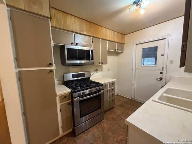 7139 Laurel Valley, San Antonio, TX 78242