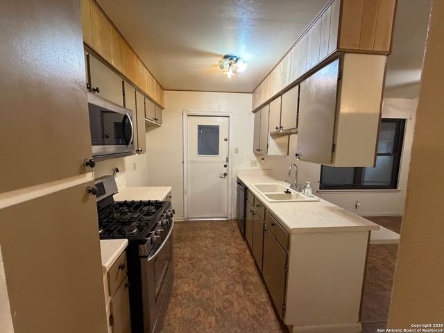 7139 Laurel Valley, San Antonio, TX 78242