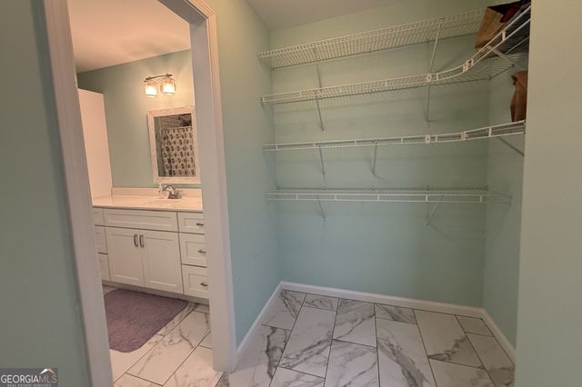 400 Scenic View Lane, Carrollton, GA 30116