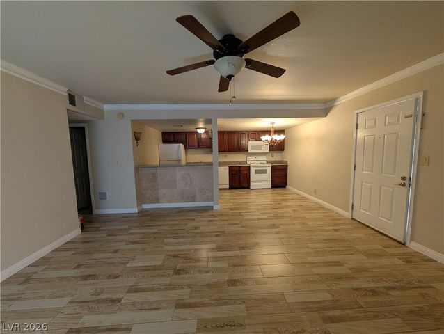 5041 River Glen Drive 91, Las Vegas, NV 89103