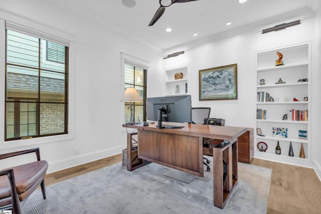 23 Gardenview Avenue, Greenville, SC 29601