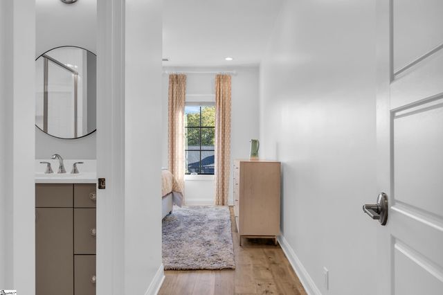 23 Gardenview Avenue, Greenville, SC 29601