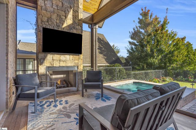 23 Gardenview Avenue, Greenville, SC 29601