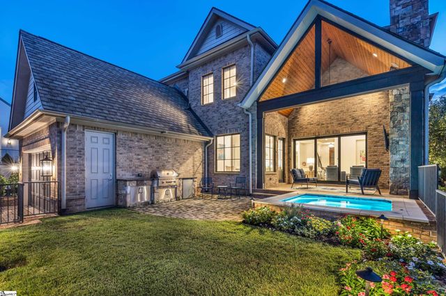 23 Gardenview Avenue, Greenville, SC 29601