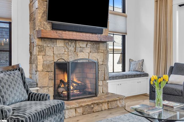 23 Gardenview Avenue, Greenville, SC 29601