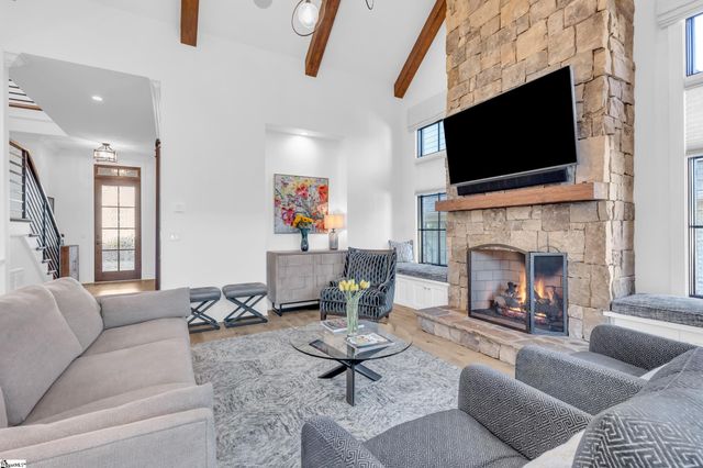 23 Gardenview Avenue, Greenville, SC 29601