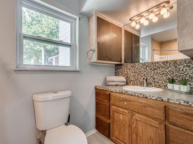9290 N Hiwassee Road, Jones, OK 73049